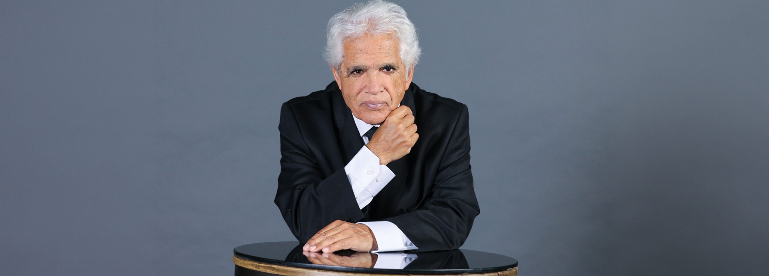 Roberto Bravo: Un Viaje Interior Homenaje a J. S. Bach